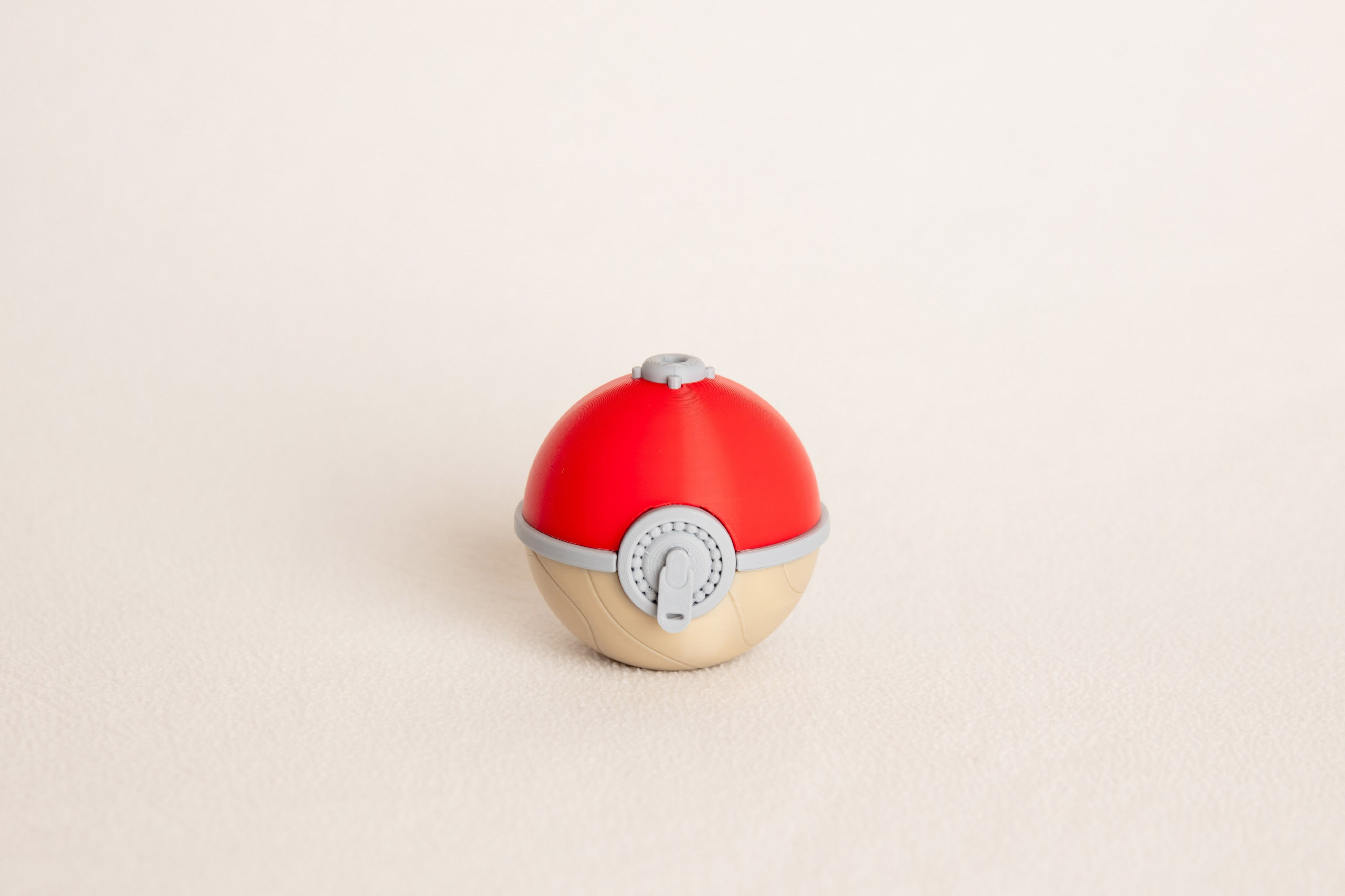 Hisuian Pokeball
