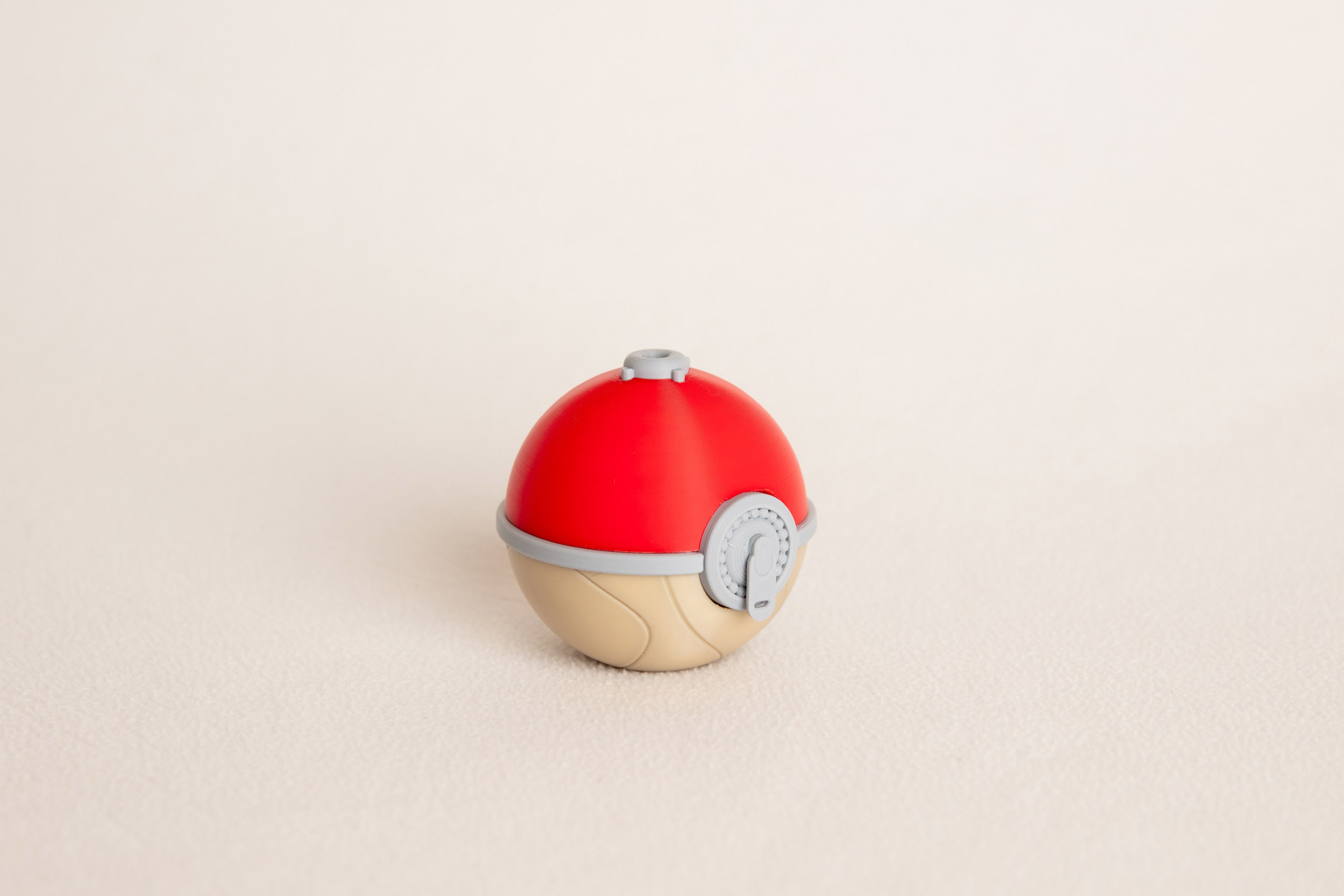 Hisuian Pokeball
