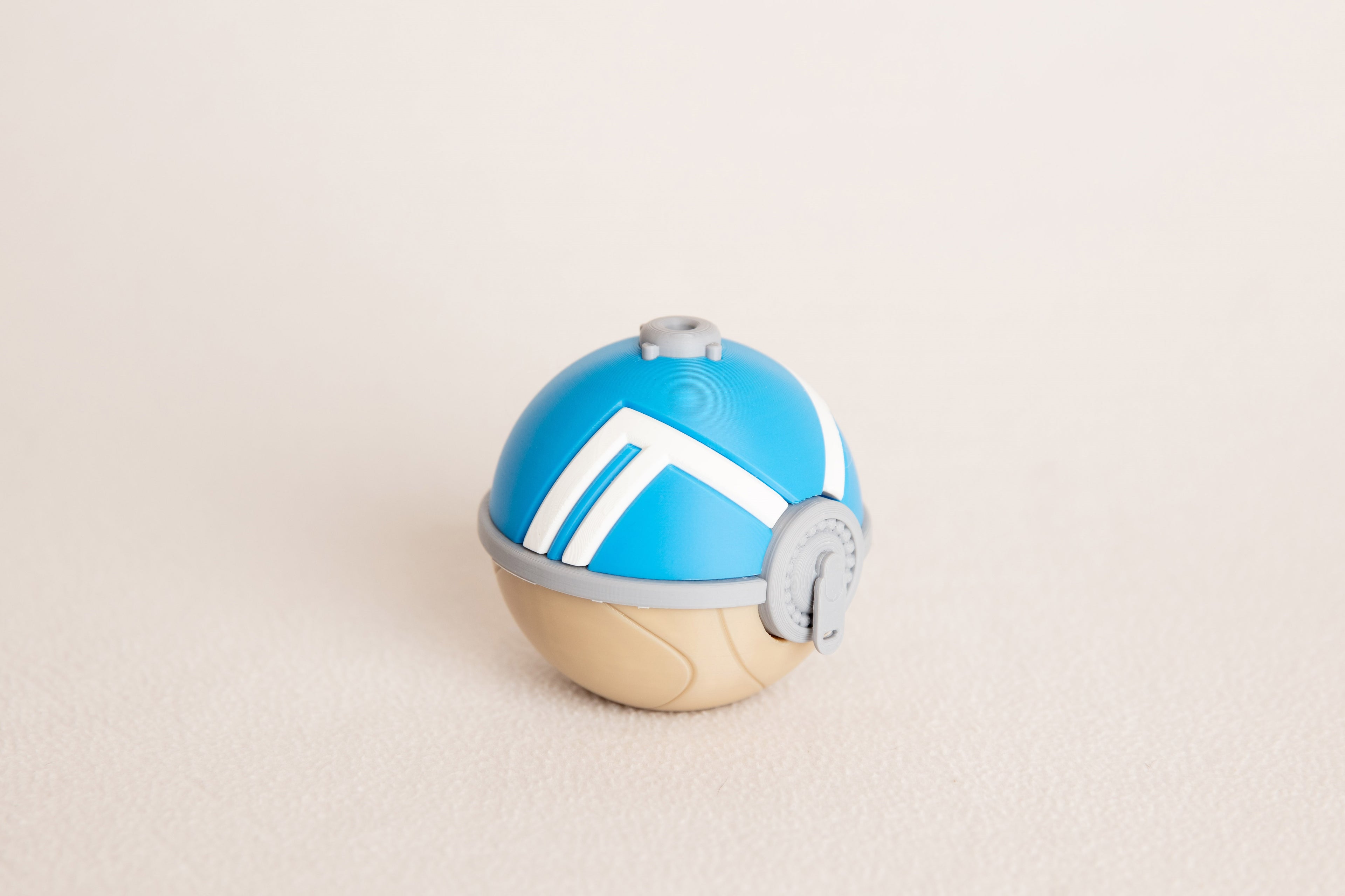 Hisuian Feather Ball