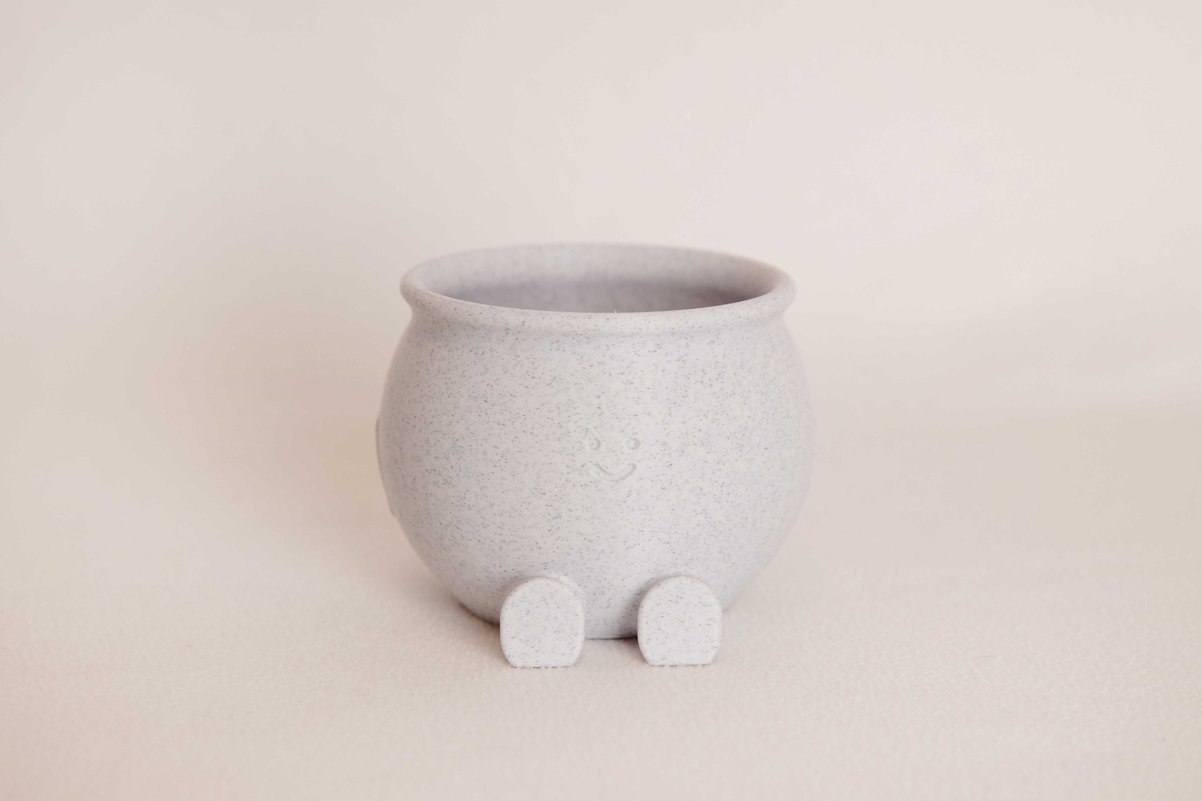 Cute Smiley Sitting Planter Pot – Minimal Desk Decor
