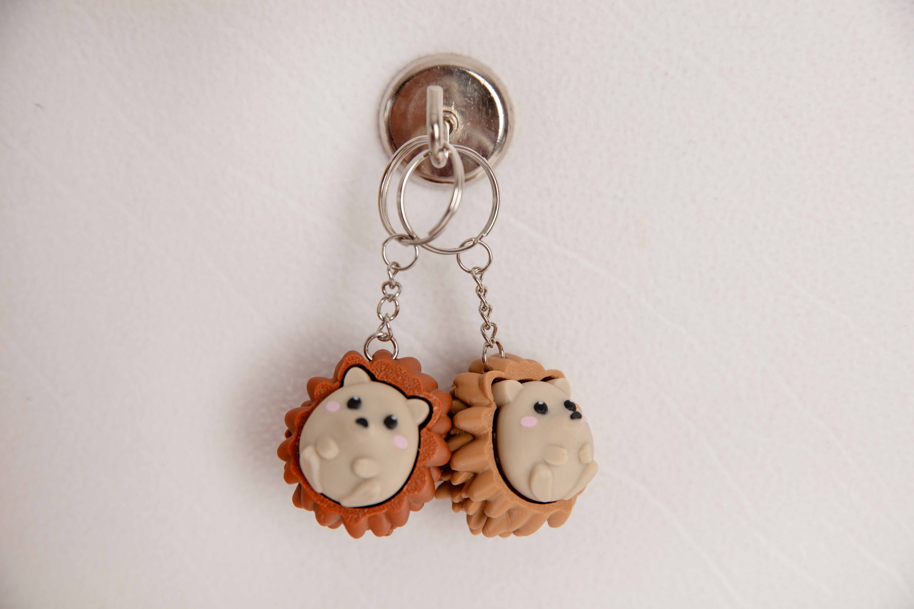 🦔 Hedgehog Clicker Fidget Keychain – Pocket Stress Toy