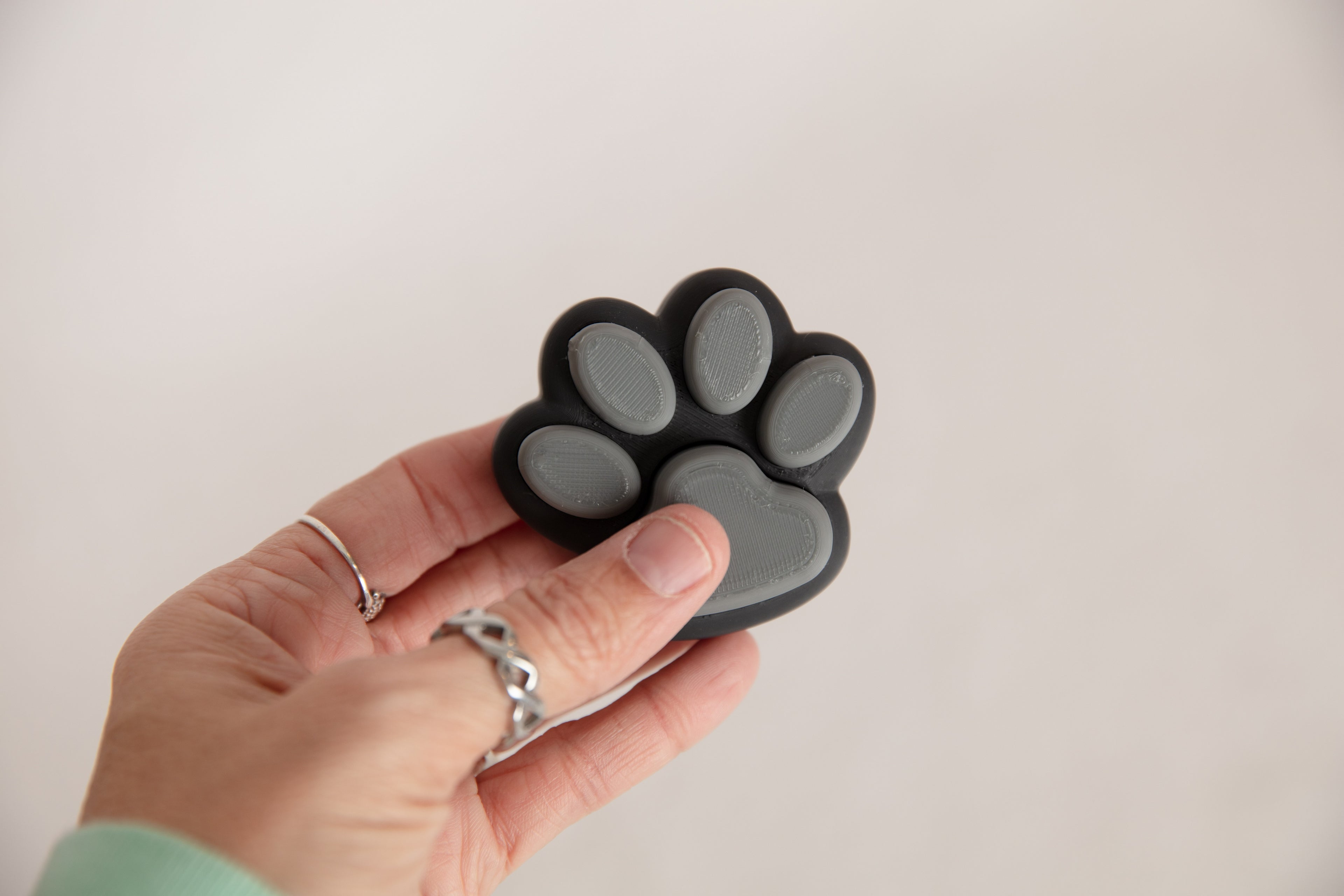 Paw Print Clicker