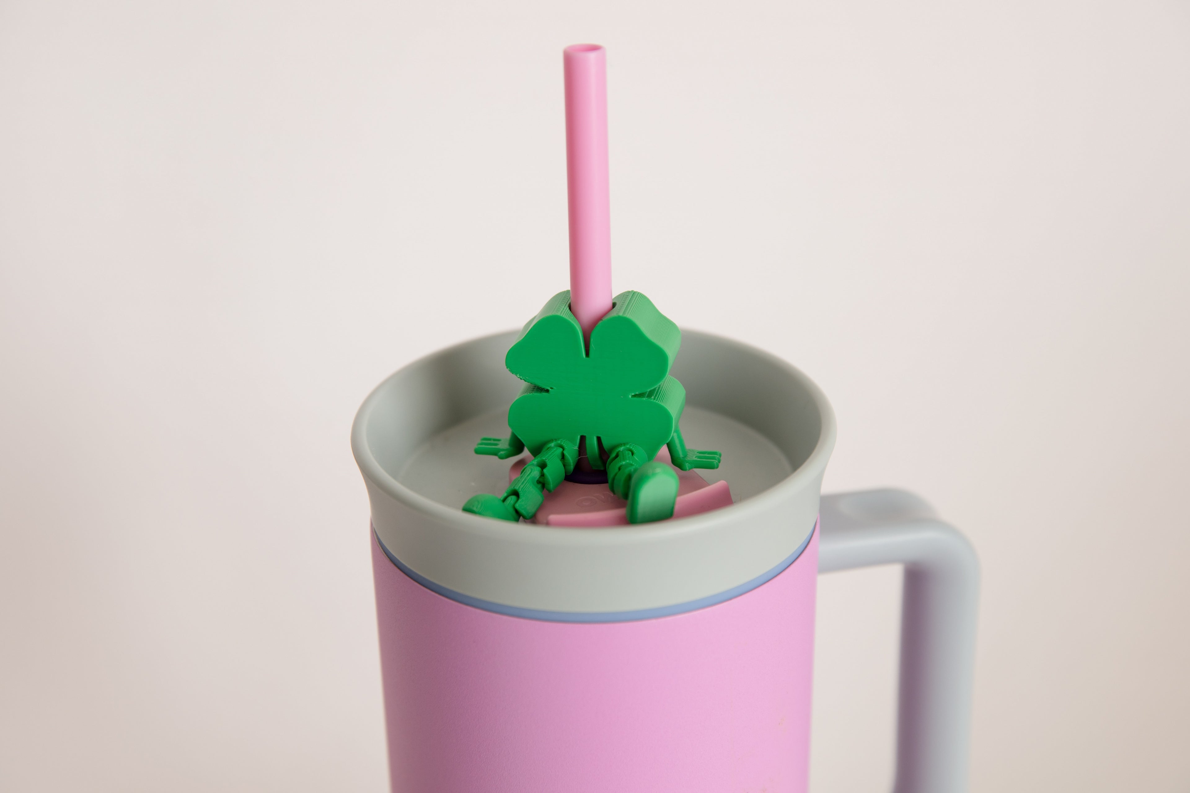 Clover Stanley Strawtopper