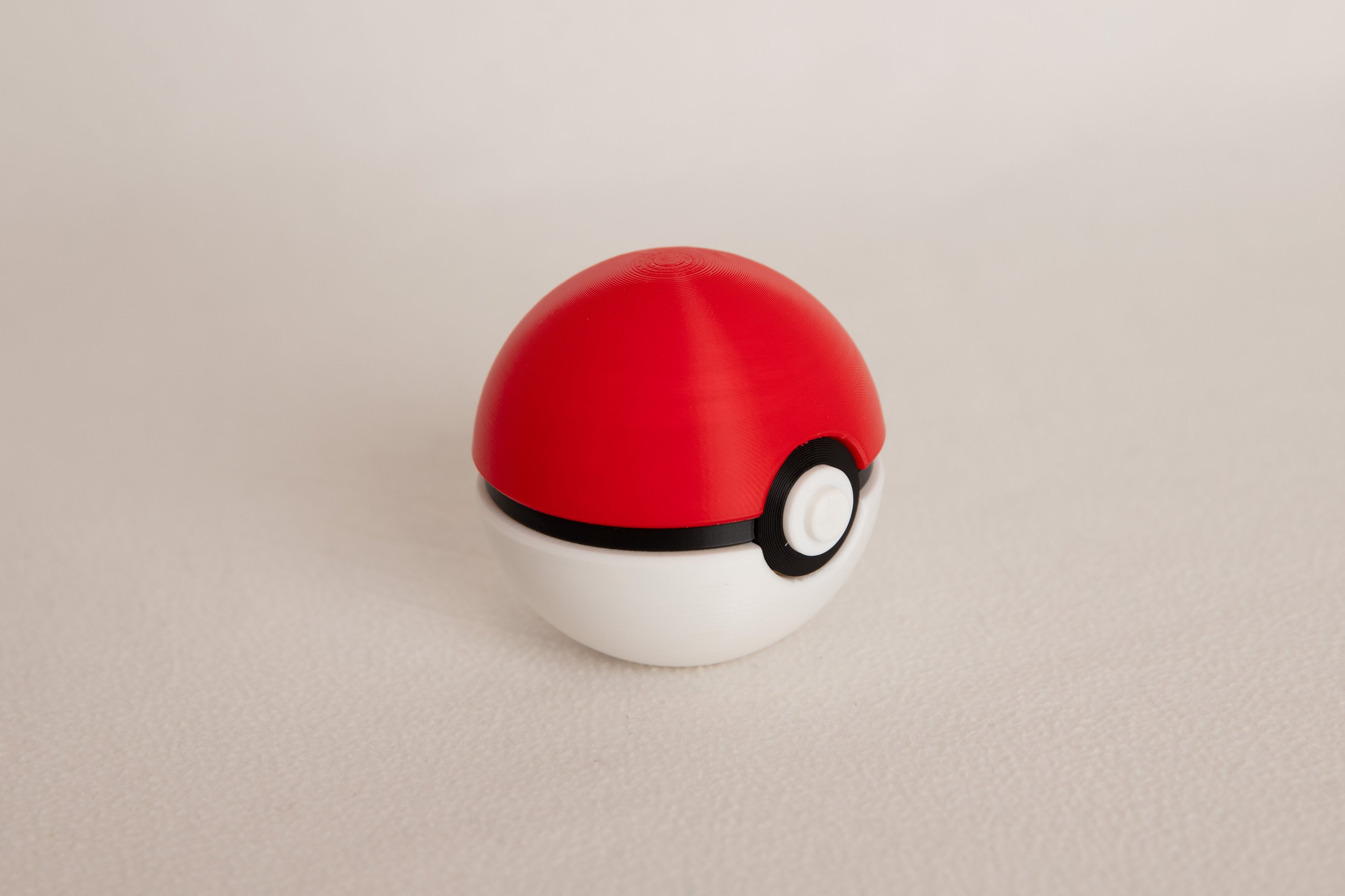 Choose Your Pokéball – Life-Size Display